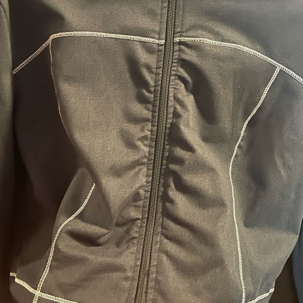 Fashion Nova Sport Active Full Zip Cropped Jacket - Picture 3 of 7